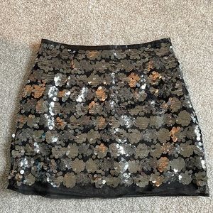 🟣5 for$25🟣 Black and Silver Sequin Skirt